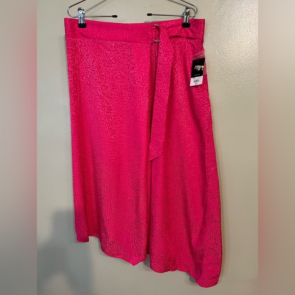 Nine West Elegant Pink Wrap Skirt Preppy Rayon Satin Size L NWT